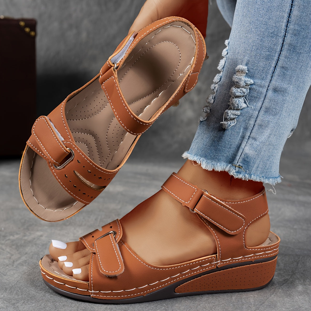 ELARA – ORTHOPEDIC COMFORT SANDALS