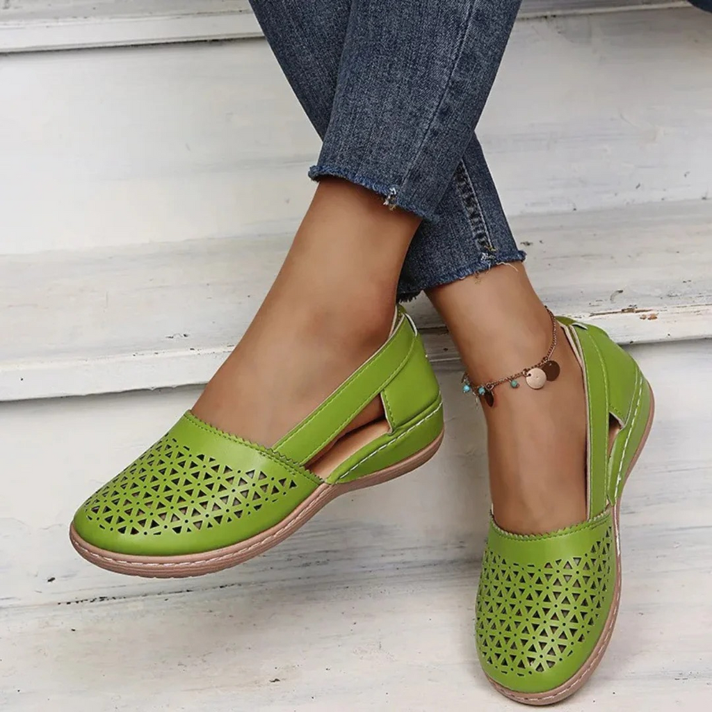 Comfortable Women's Orthopedic Shoes with Ergonomic Support and Breathable Design for All-Day Comfort