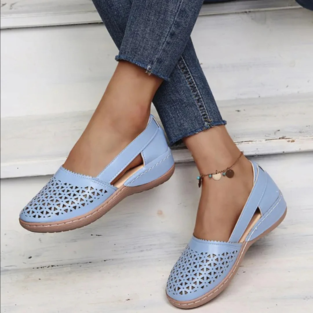 Comfortable Women's Orthopedic Shoes with Ergonomic Support and Breathable Design for All-Day Comfort
