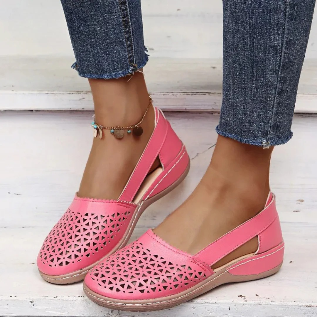 Comfortable Women's Orthopedic Shoes with Ergonomic Support and Breathable Design for All-Day Comfort