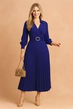 Elegant Plus Size Summer Dress with V-Neckline and 3/4 Sleeves